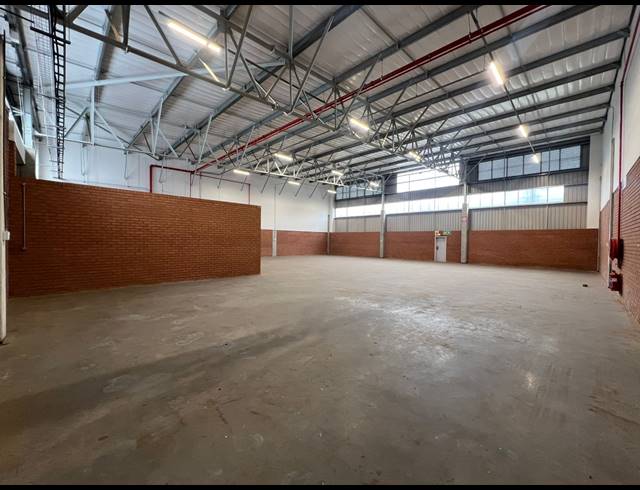 495M² WAREHOUSE TO LET IN HIGHVELD